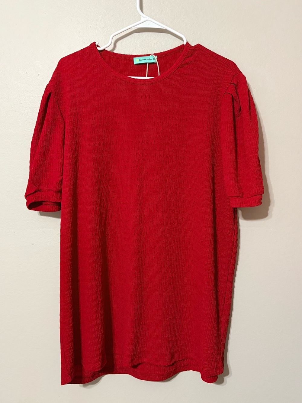 Red Women's Textured Short-Sleeve Top